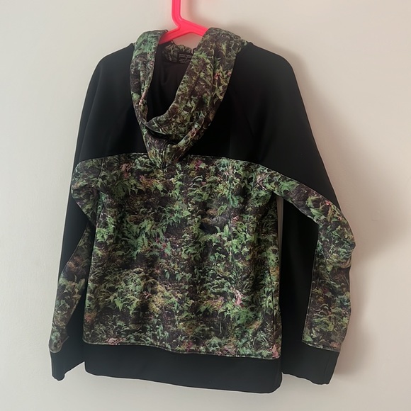 Nike SB Hoodie - Size M (10-12 yrs) - Picture 4 of 6